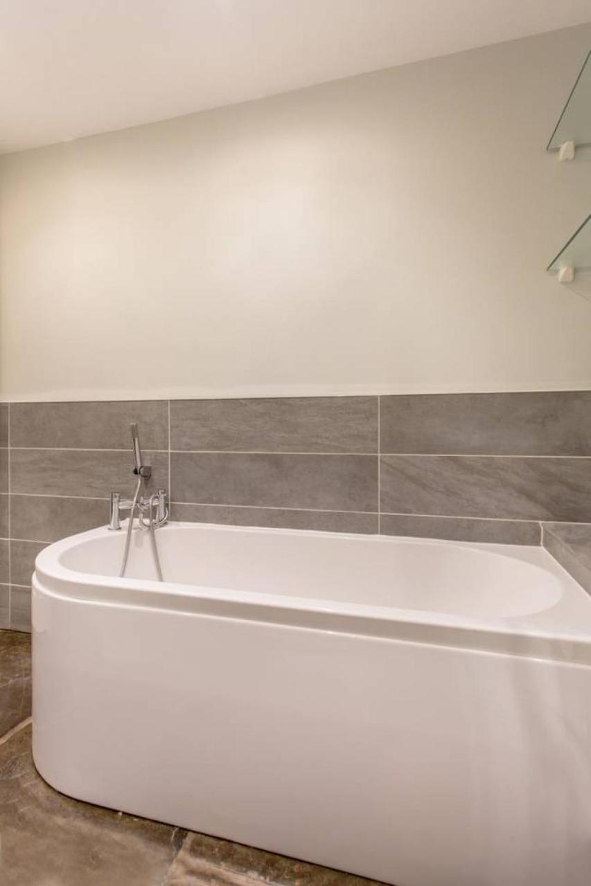 Joivy Spacious Flat With Garden In City Centre Edinburgh Exterior photo