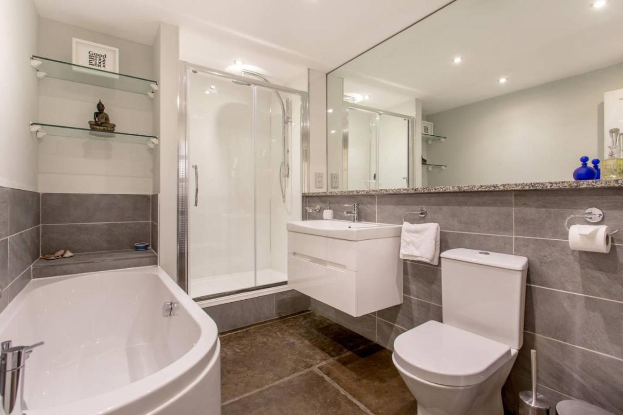 Joivy Spacious Flat With Garden In City Centre Edinburgh Exterior photo